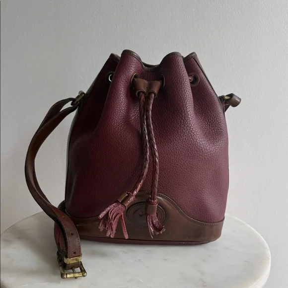 Dooney & Bourke Elegant Burgundy Leather Bucket Bag - Picture 1 of 11